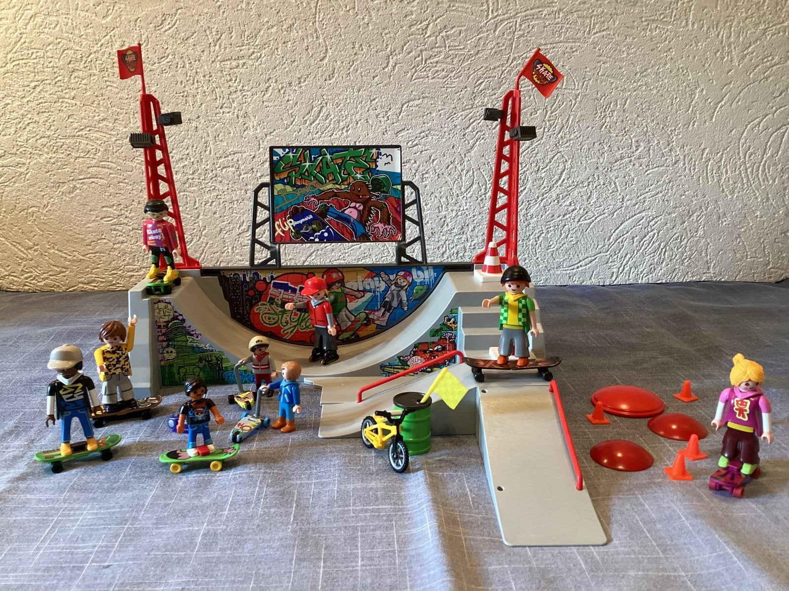 Playmobil Skatepark. In behandeling., Kinderen en Baby's, Complete set, Overige typen, Ophalen of Verzenden, Zo goed als nieuw