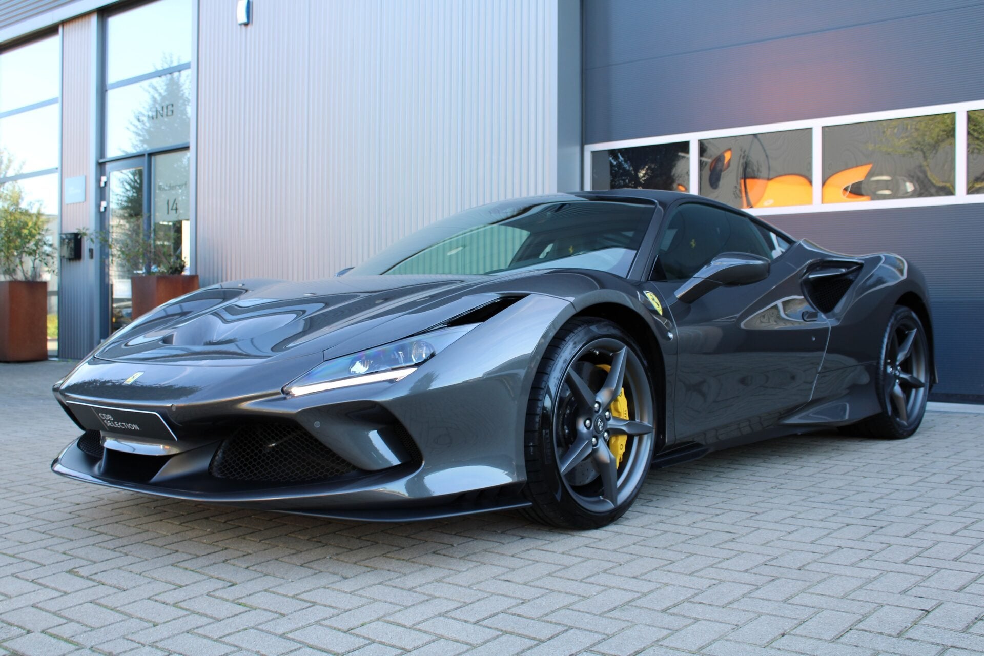 Ferrari F8 Tributo 3.9 V8 HELE | Carbon Interior | Lift | Ca, Auto's, Automaat, Gebruikt, 1505 kg, Bedrijf