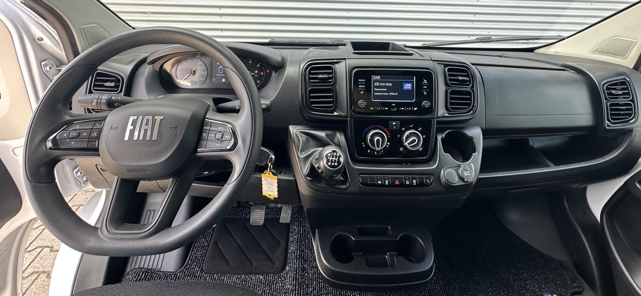 Fiat Ducato 2.2 MultiJet 140 S&S L4H2 3.5t Heavy HD, Voorwielaandrijving, Stof, Gebruikt, Euro 6