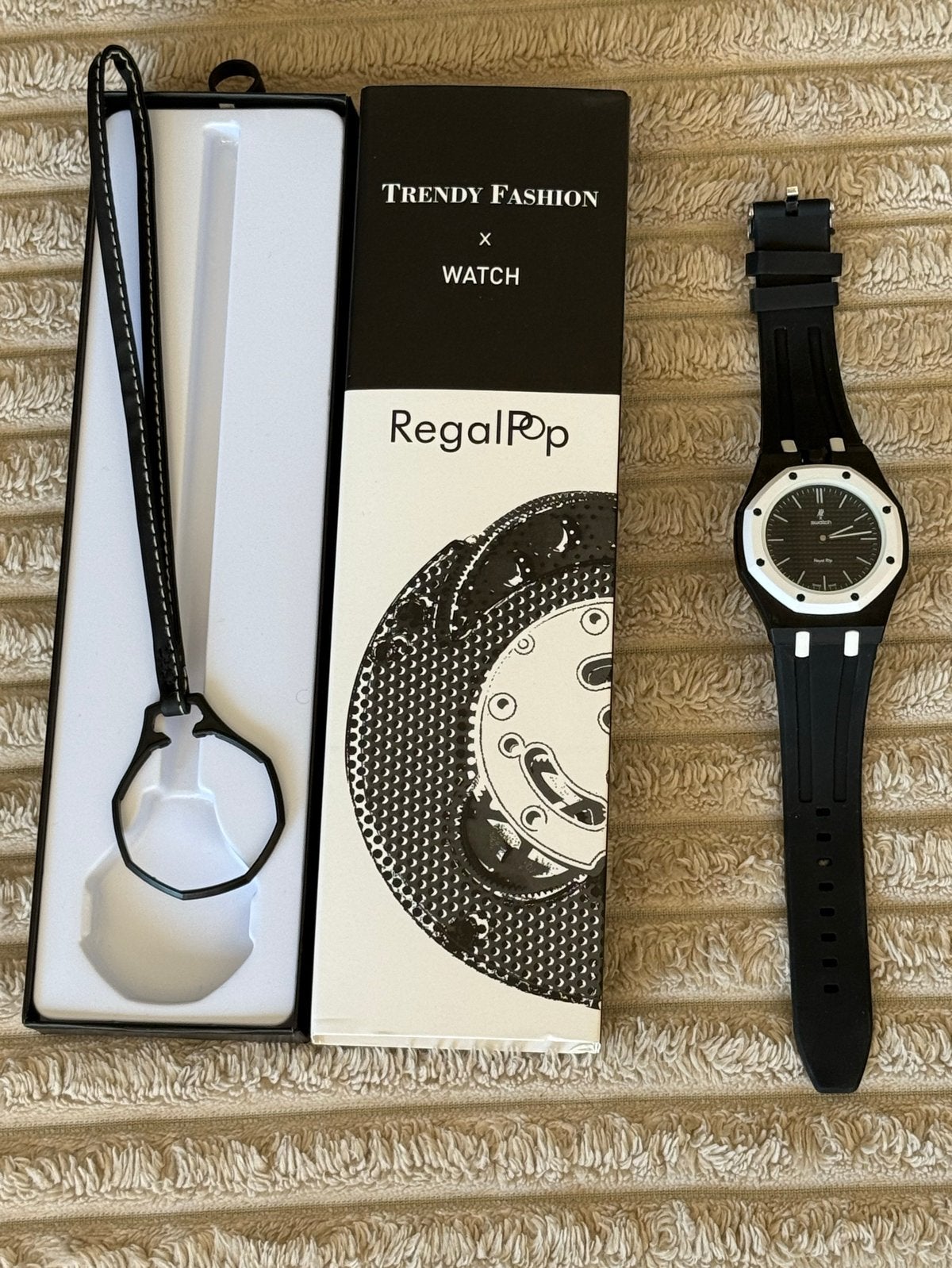 AP x Swatch Royal Pop Horloge met armband, Ophalen of Verzenden, Nieuw