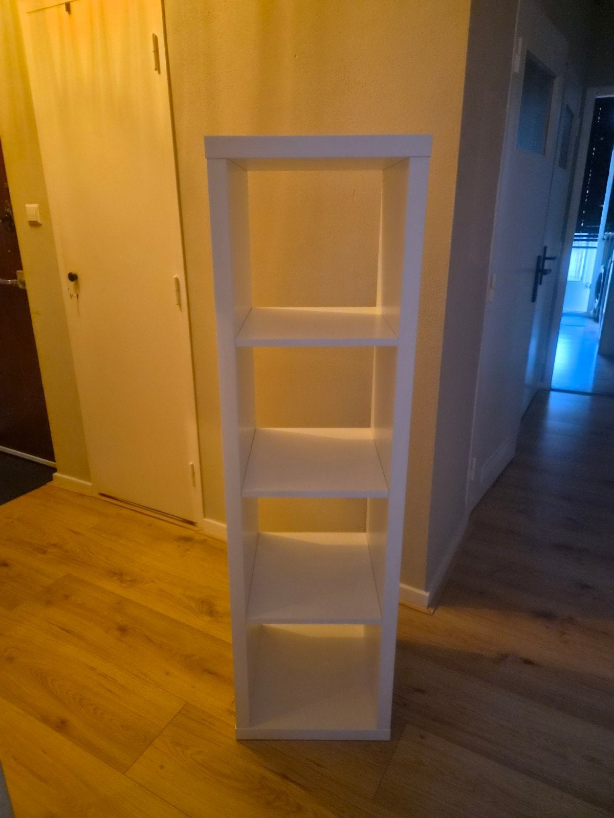 ikea kast, Huis en Inrichting, Ophalen, Zo goed als nieuw, Hout, Cd's