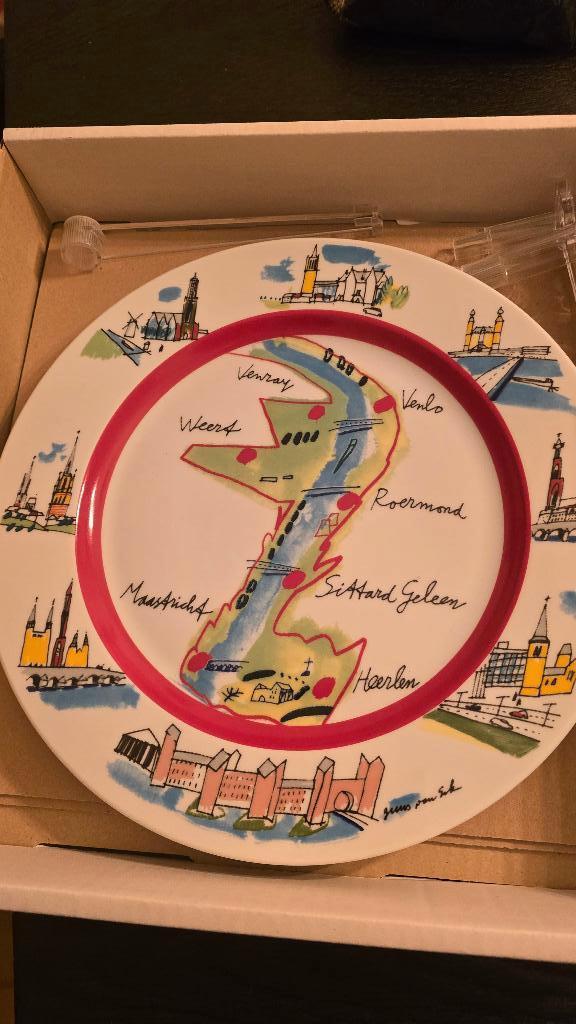 mooi bord provincie Limburg collectors item, Nieuw, Ophalen of Verzenden, Bord(en), Overige stijlen