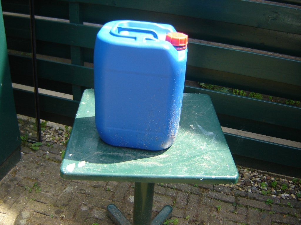 schone 25 liter jerrycan, Ophalen, Gebruikt, Overige metalen