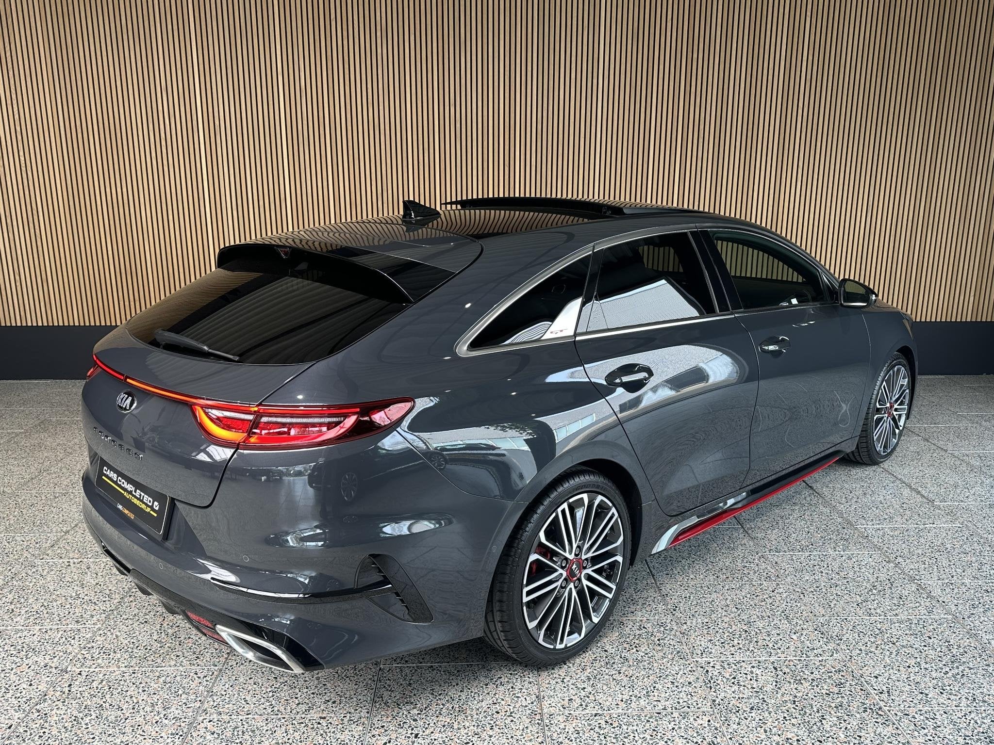 Kia ProCeed 1.6 T-GDI GT Schuif/kantel dak | JBL | Camera |, Auto's, Gebruikt, Lichtsensor, 5 stoelen, (Pro) Cee d