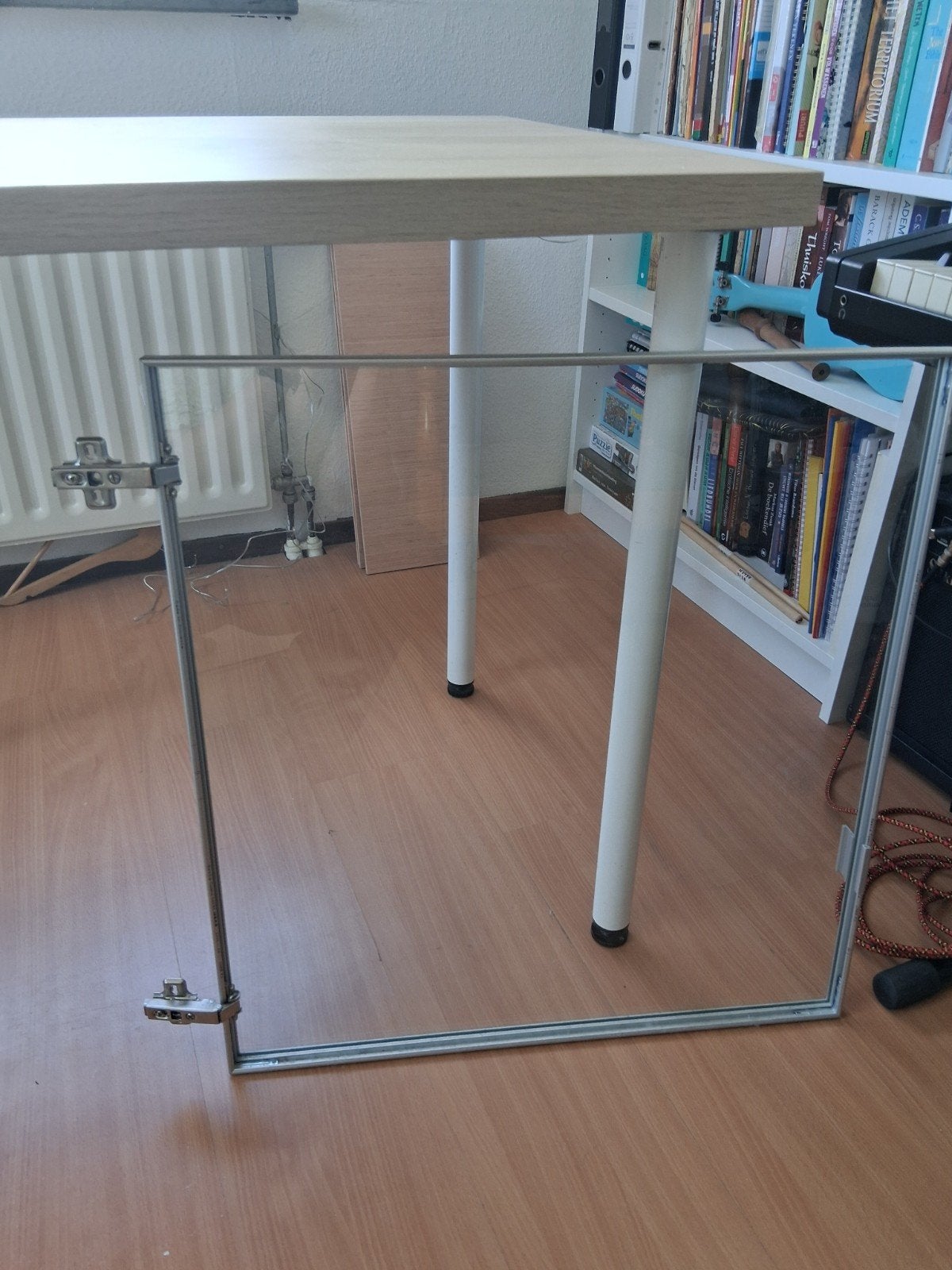 Glazen kastdeurtje met aluminium frame, Ophalen, Zo goed als nieuw, 50 tot 100 cm, Minder dan 100 cm