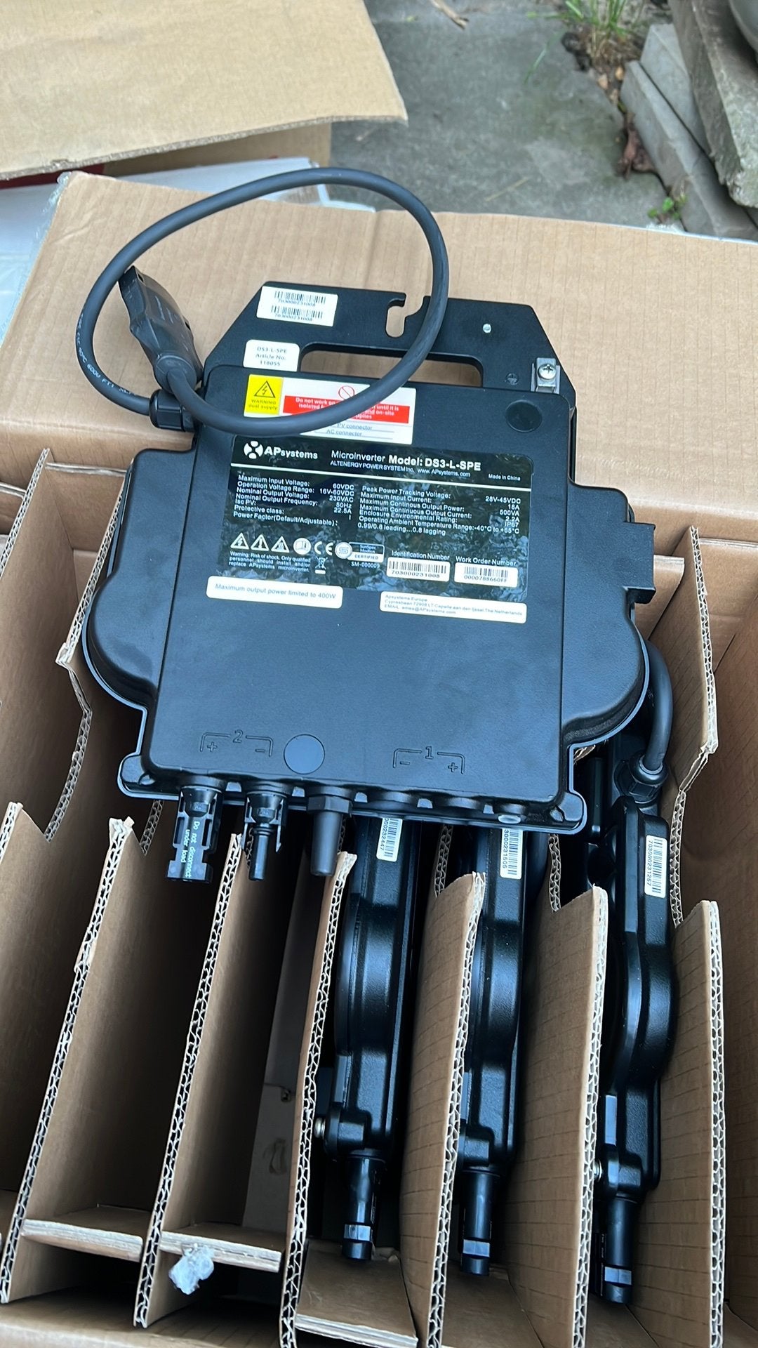 APsystems DS3-L-SPE Micro-omvormer, Ophalen of Verzenden, Zo goed als nieuw, Overige typen