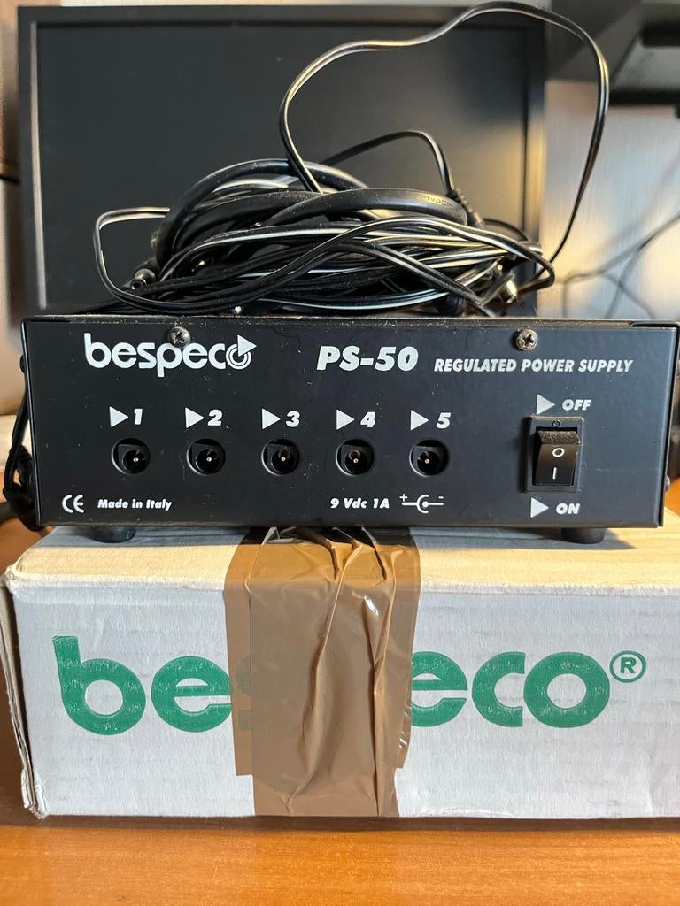Bespeco PS-50 Regulated Power Supply, Ophalen of Verzenden, Gebruikt, Overige typen