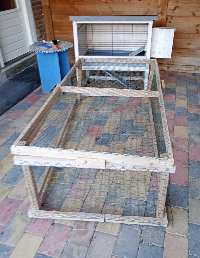 Groot ruim houten Ferplast buitenhok met Handmade enorme ren, Ophalen, 110 cm of meer, 90 cm of meer, Konijn
