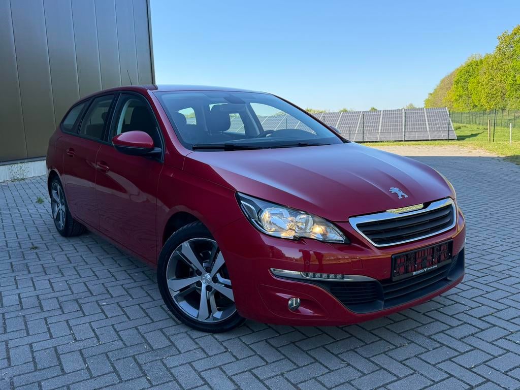 Peugeot 308 07-2015/Camera | Navi/Cruise/Nw Distri, Voorwielaandrijving, Stof, Met garantie (alle), Handgeschakeld