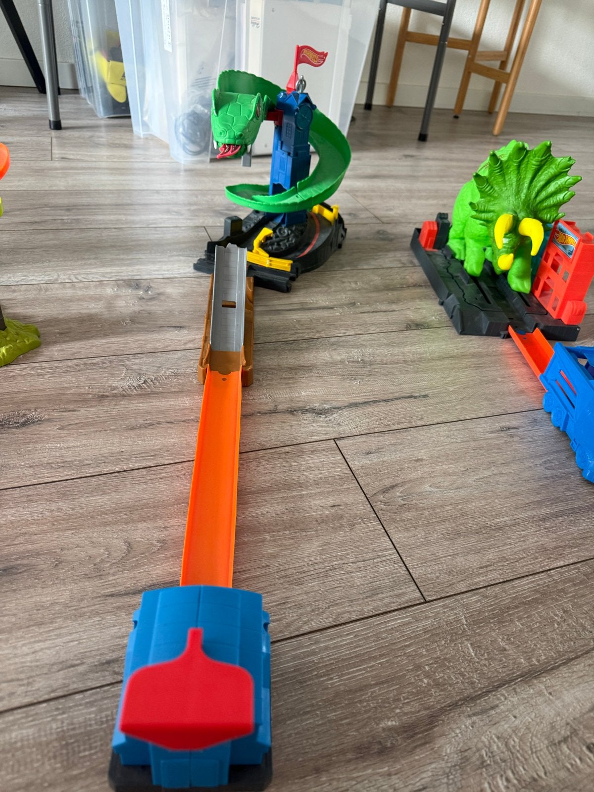 Hot Wheels Racebaan Set met Dinosaurus en Slang Thema, Ophalen, Racebaan, Gebruikt, Hot Wheels