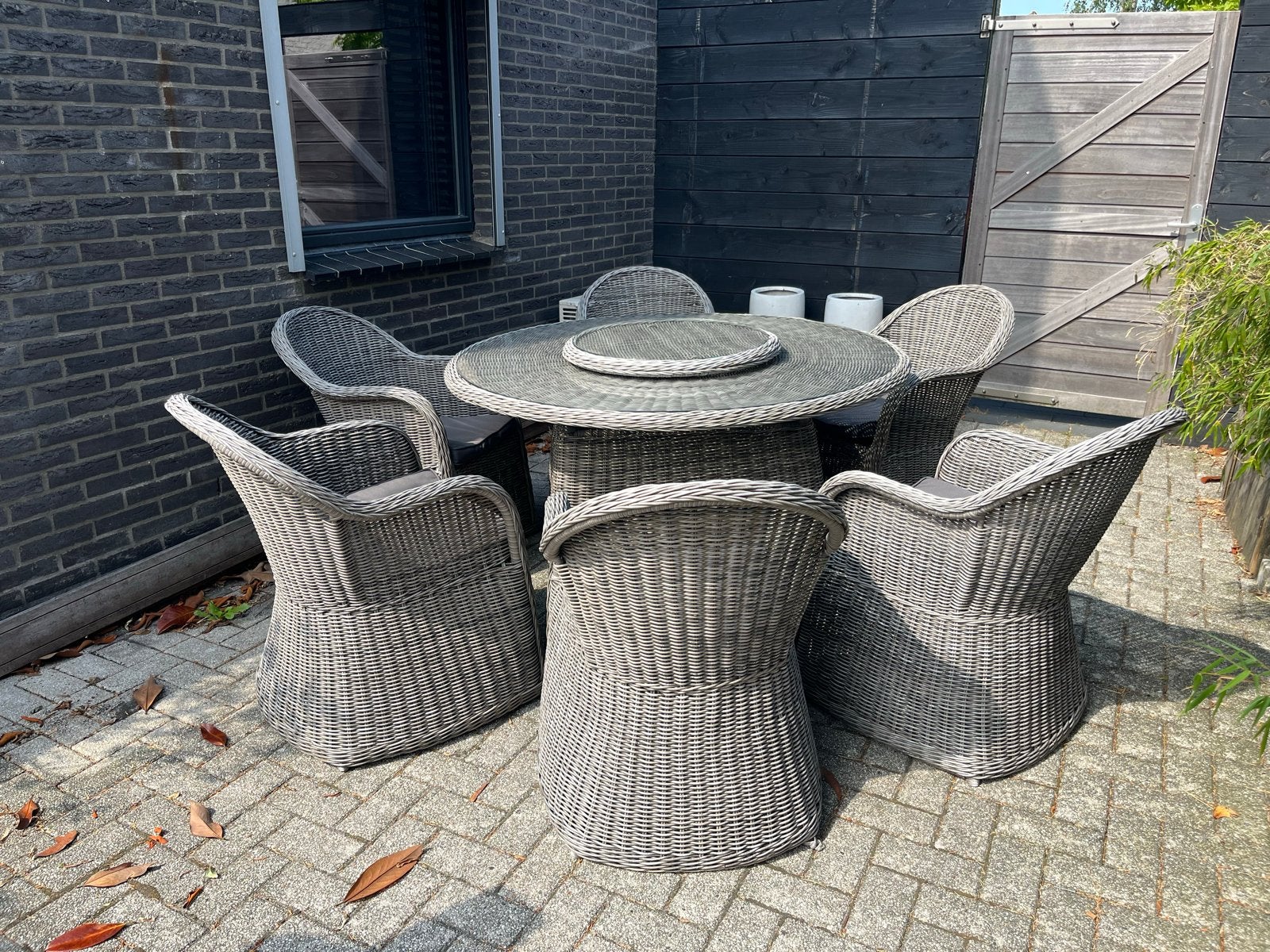 Wicker tuinset met ronde tafel 140cm en 6 stoelen, Tuin en Terras, Ophalen, Gebruikt, Eettafel, 6 zitplaatsen