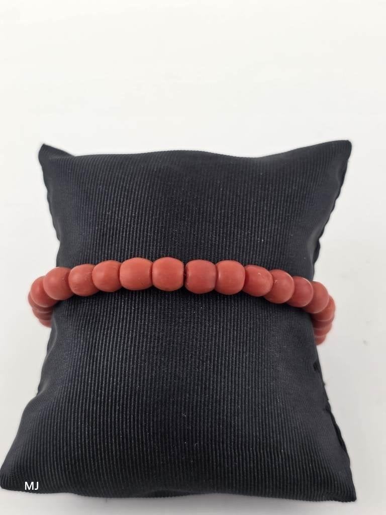 Bloedkoralen armband met gouden slot                    D149, Sieraden, Tassen en Uiterlijk, Antieke sieraden, Ophalen of Verzenden