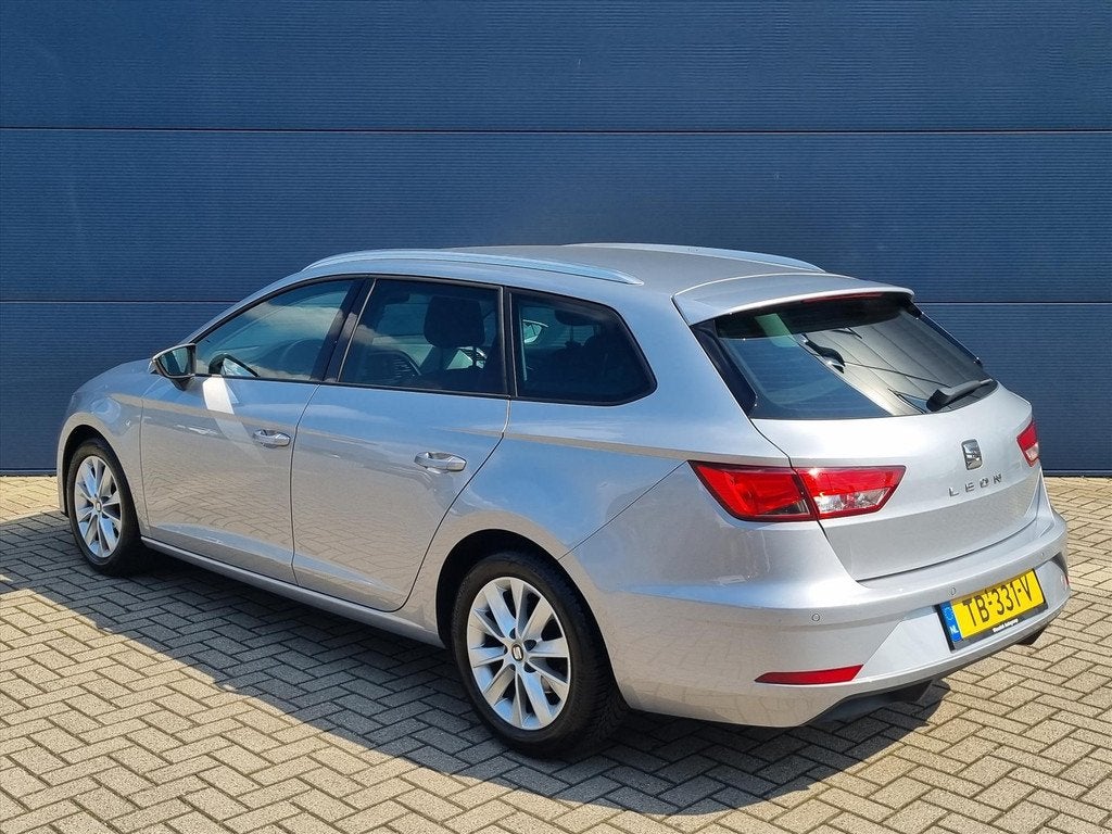 SEAT Leon Sportstourer 1.0 EcoTSI 115PK DSG-7 Automaat Style, Auto's, Seat, Stof, Gebruikt, Overige kleuren, Leon