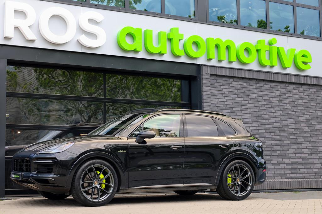 Porsche Cayenne 3.0 E-Hybrid Platinum Edition | PANO | 22 IN, Automaat, Cayenne, Gebruikt, Beige