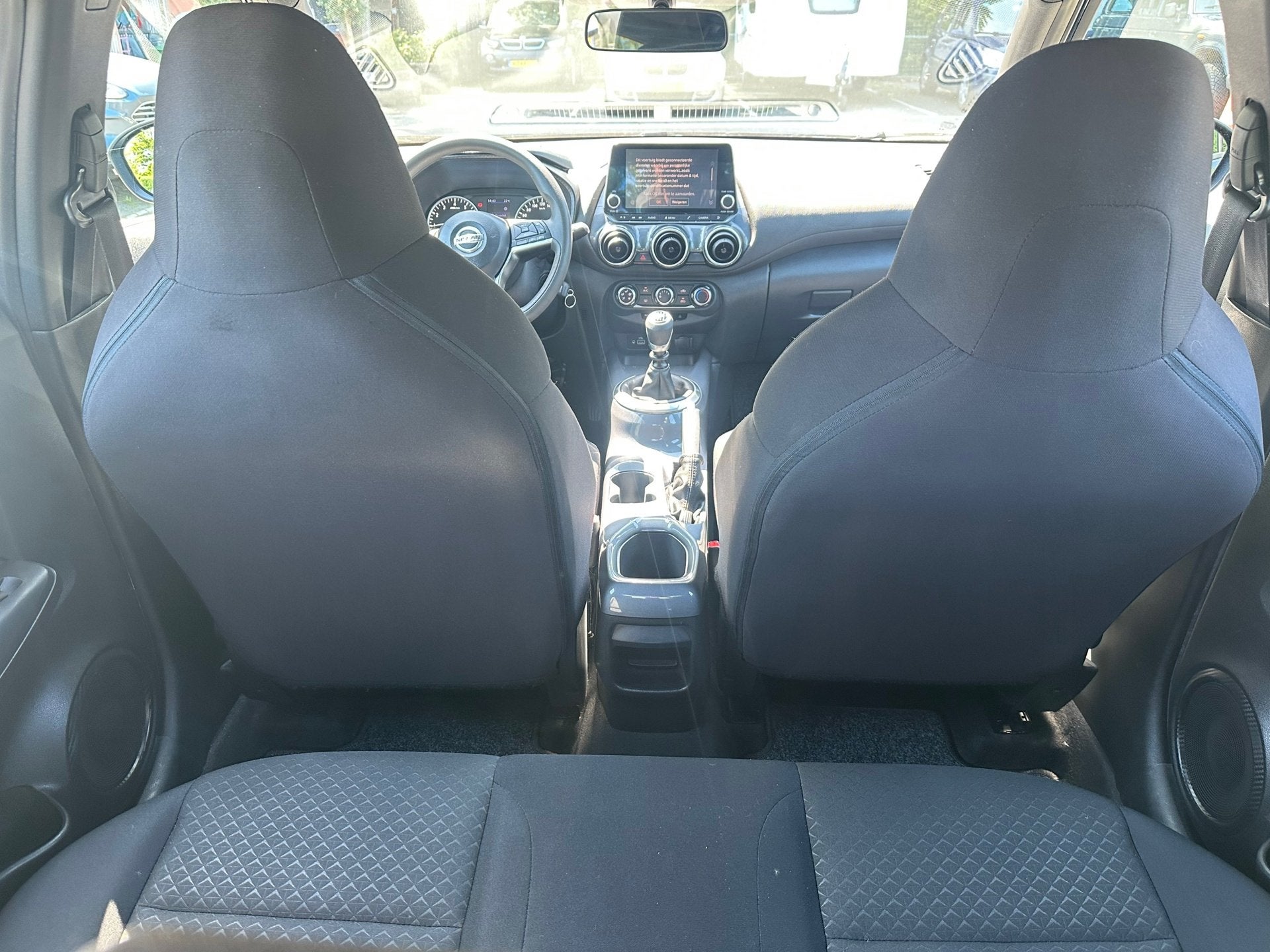 Foto 5 van Nissan Juke 1.0 DIG-T Acenta , carplay , camera