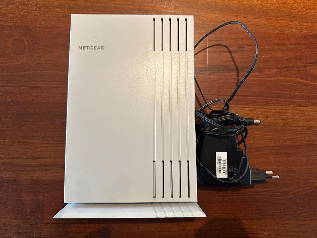 2x NETGEAR WiFi 6 Routers – WAX206 & WAX202 + OpenWRT, Computers en Software, Routers en Modems, Verzenden, Zo goed als nieuw