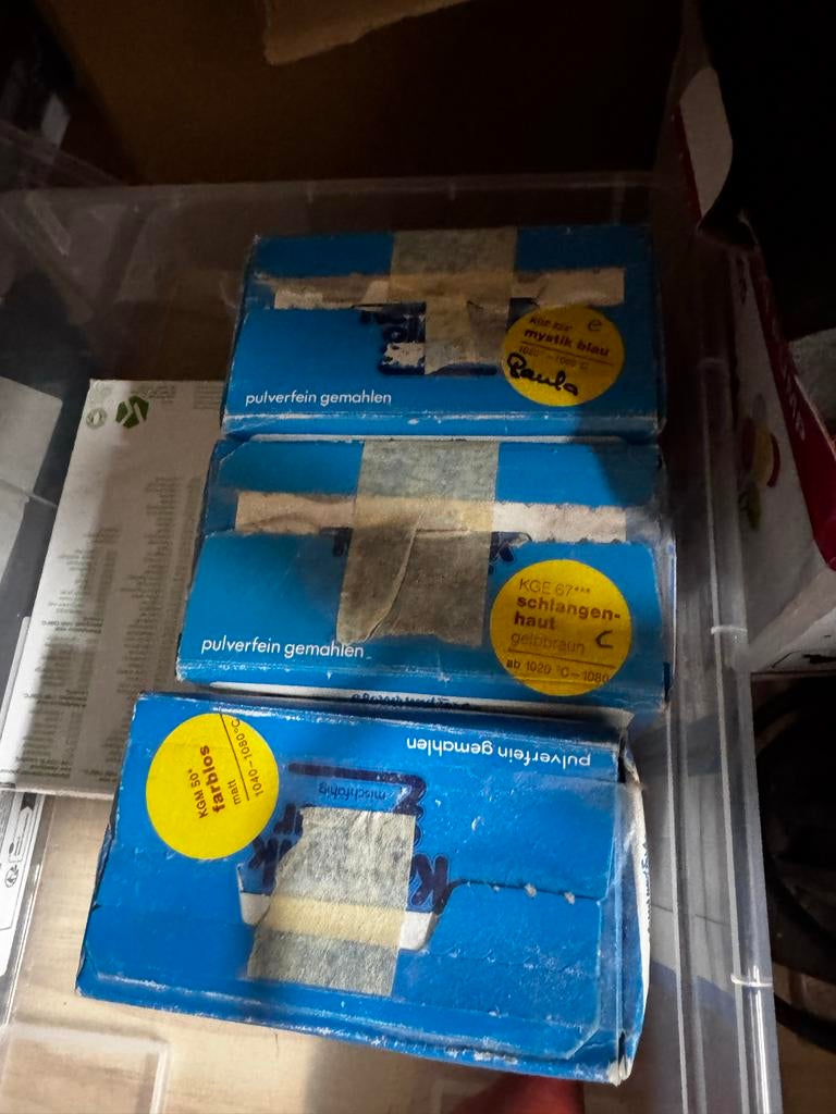 Glazuur en engobe voor pottenbakken - Diverse kleuren, Hobby en Vrije tijd, Pottenbakken, Ophalen of Verzenden, Gebruikt
