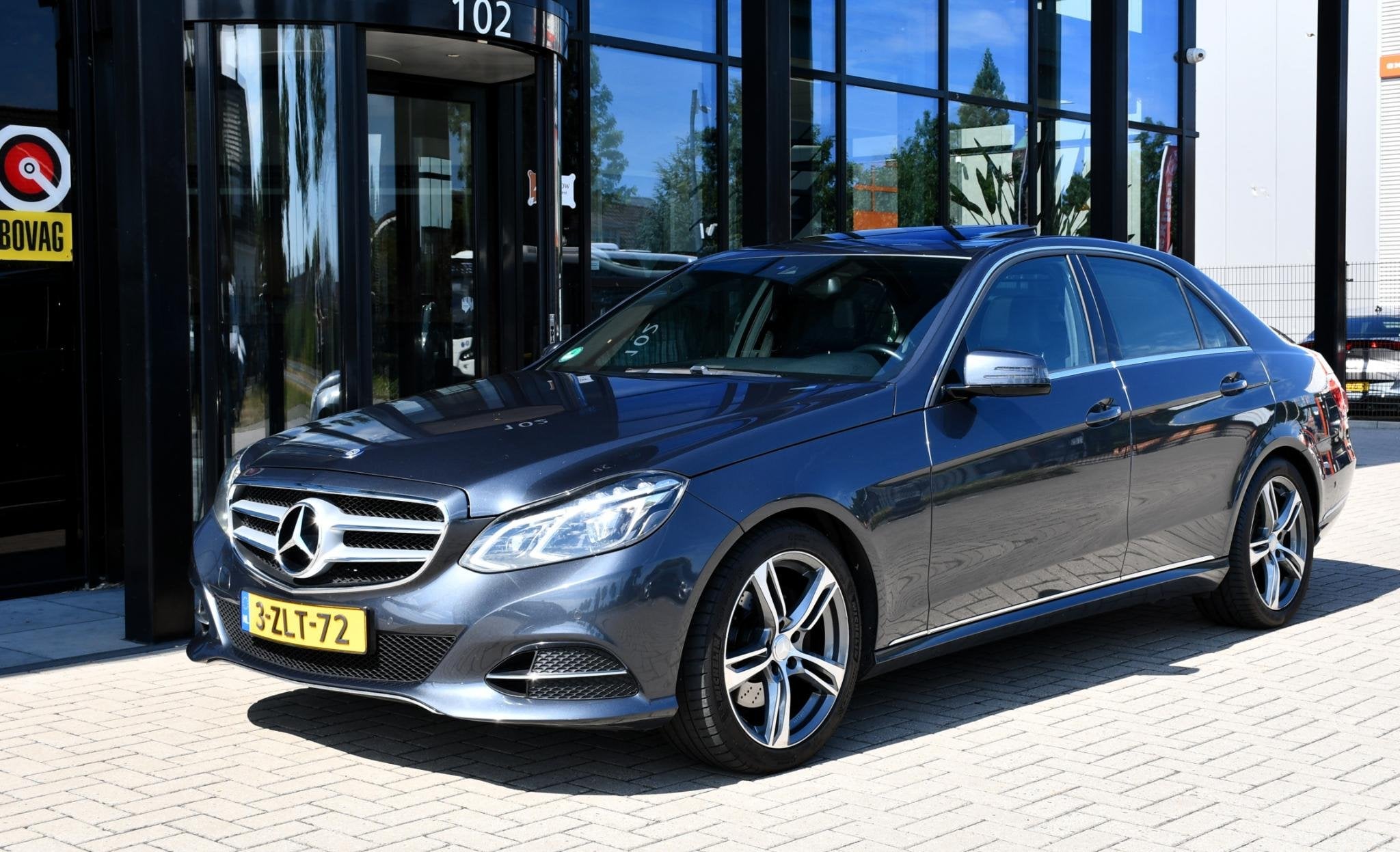 Mercedes-Benz E-klasse 350 BlueTEC Prestige Avantgarde EURO6, Auto's, Automaat, Gebruikt, 197 €/maand, 2987 cc