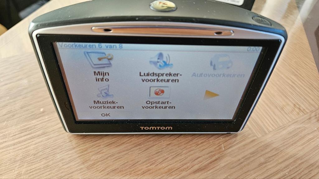 TomTom navigatiesysteem - Werkt perfect!, Ophalen of Verzenden