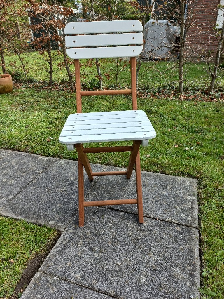 Houten klapstoel, wit en bruin, Huis en Inrichting, Ophalen, Gebruikt, Twee, Wit