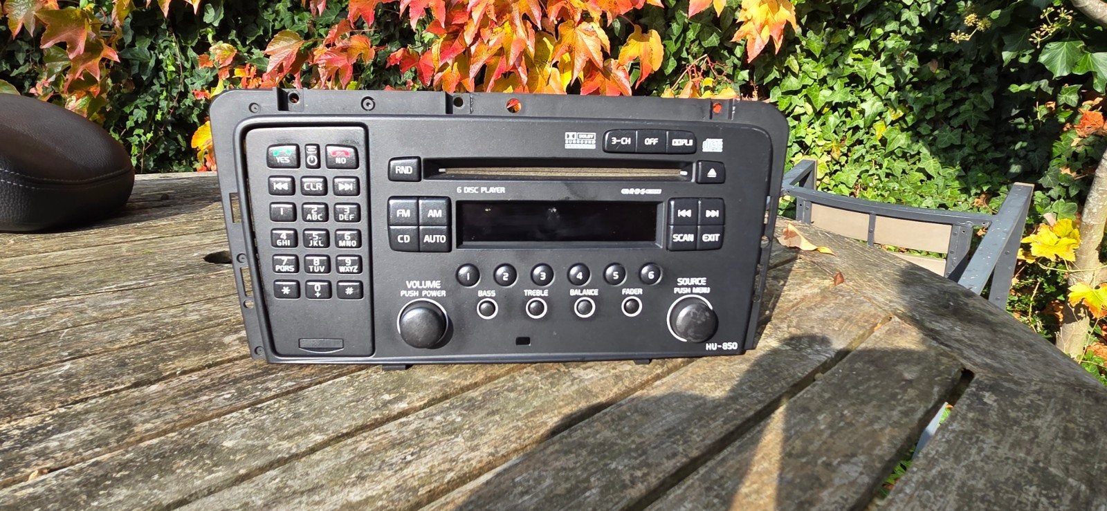 Volvo HU-850 autoradio met 6CD-wisselaar en telefoonmodule, Verzenden, Gebruikt