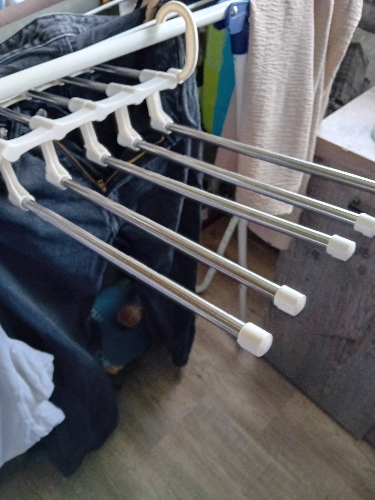 3 nieuwe ruimtebesparende broekenhangers, Huis en Inrichting, Woonaccessoires | Kapstokken, Ophalen of Verzenden, Nieuw, Wandkapstok