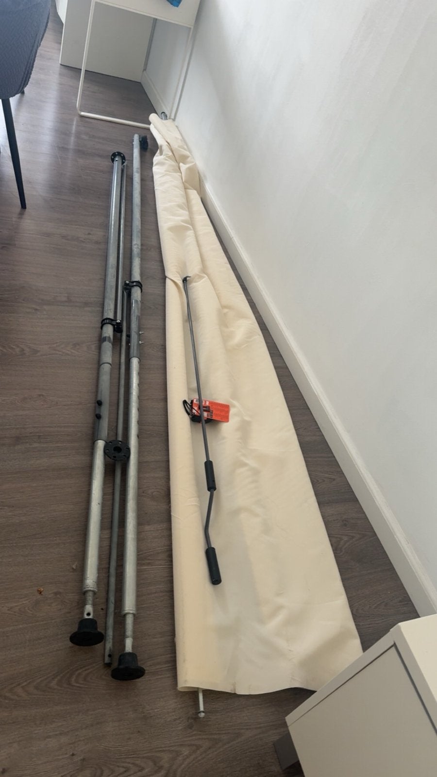 Zonnescherm - Handbediend - Crème, Ophalen, Gebruikt, 150 tot 300 cm, 250 cm tot 450 cm