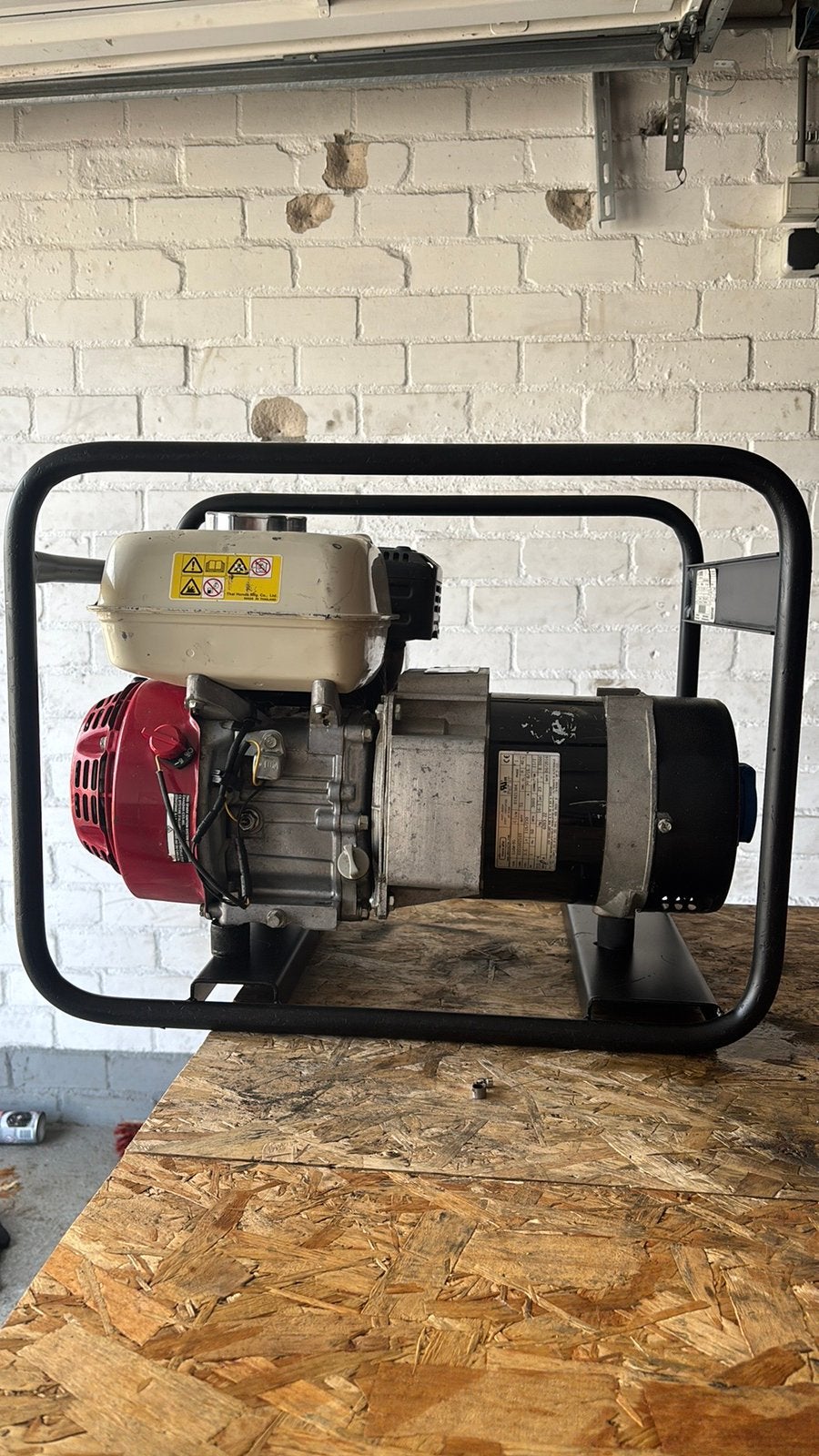 Stroom aggregaat EP 3300 met Honda Gx200 motor, Ophalen, Zo goed als nieuw
