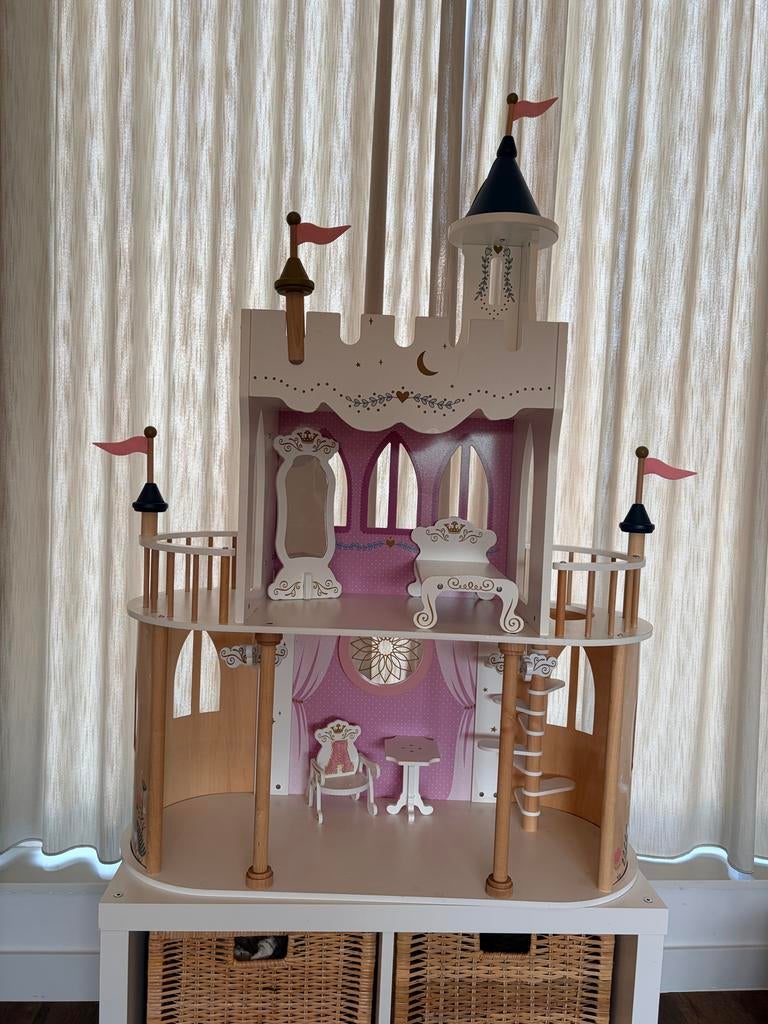 Groot Houten prinsessenkasteel met meubels, Ophalen, Zo goed als nieuw, Meisje