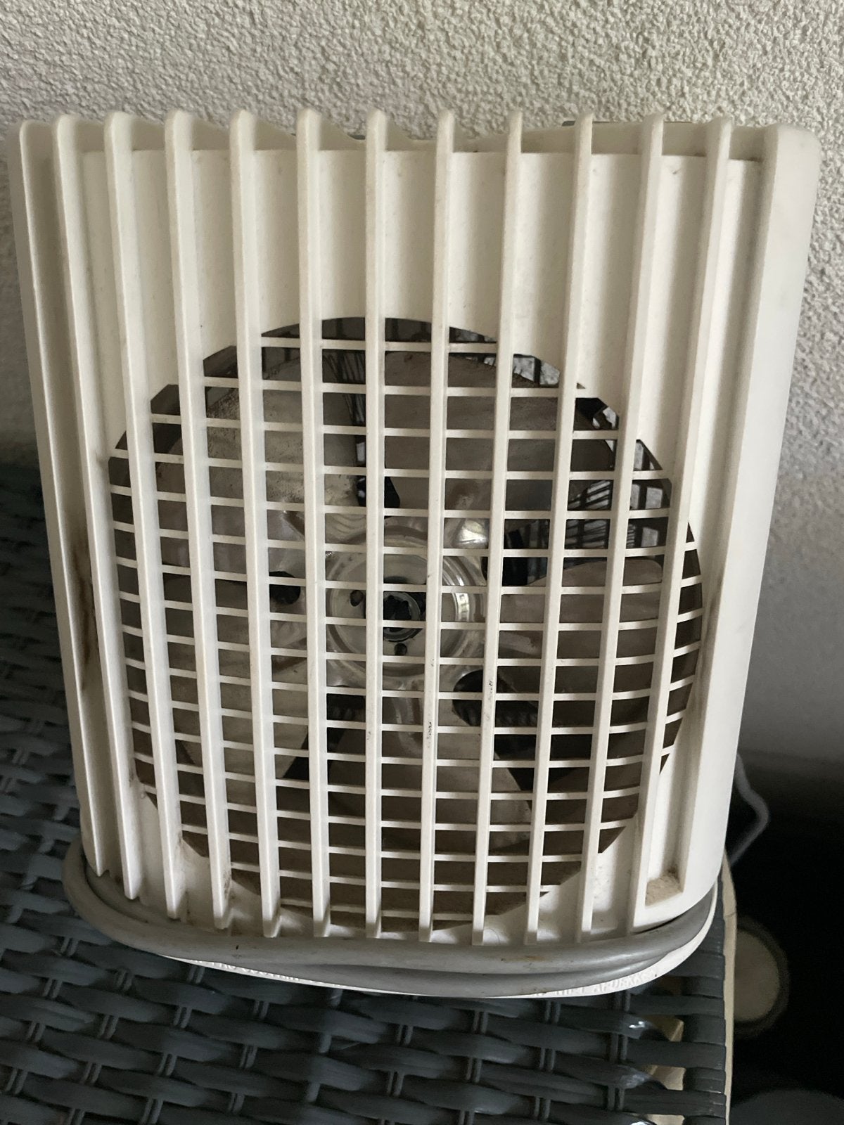 Compacte heteluchtverwarming voor camping of caravan, 30 tot 80 cm, Gebruikt, Kachel, Minder dan 60 cm