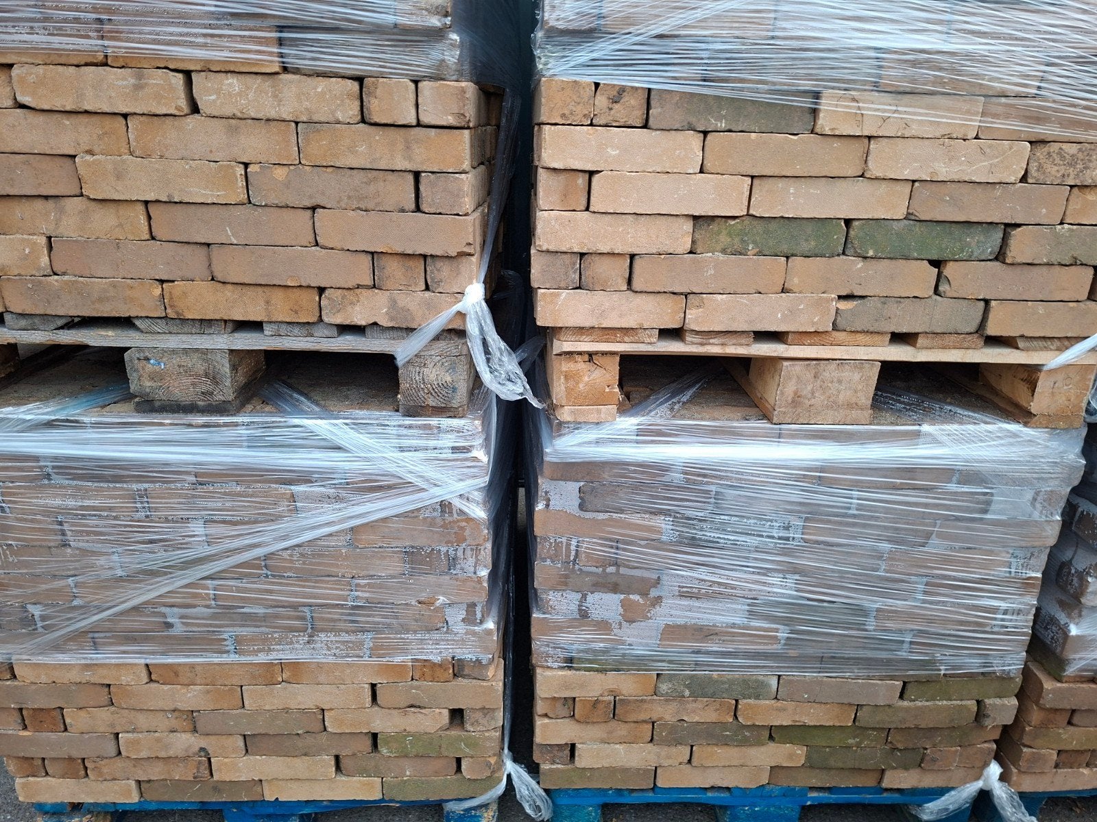 gebakken waaltjes brons/geel op pallets!, Tuin en Terras, Ophalen, Gebruikt, Keramiek, Klinkers