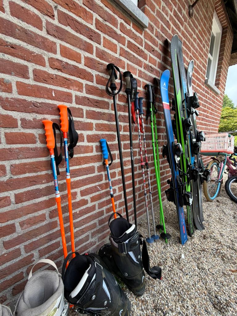 Diverse ski spullen van goeden merken, 160 tot 180 cm, Zo goed als nieuw, Ski's, Ophalen