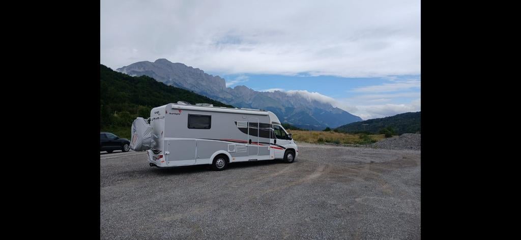 Sunlight T69L 10 years edition, automaat 32000km, Ophalen, Gebruikt
