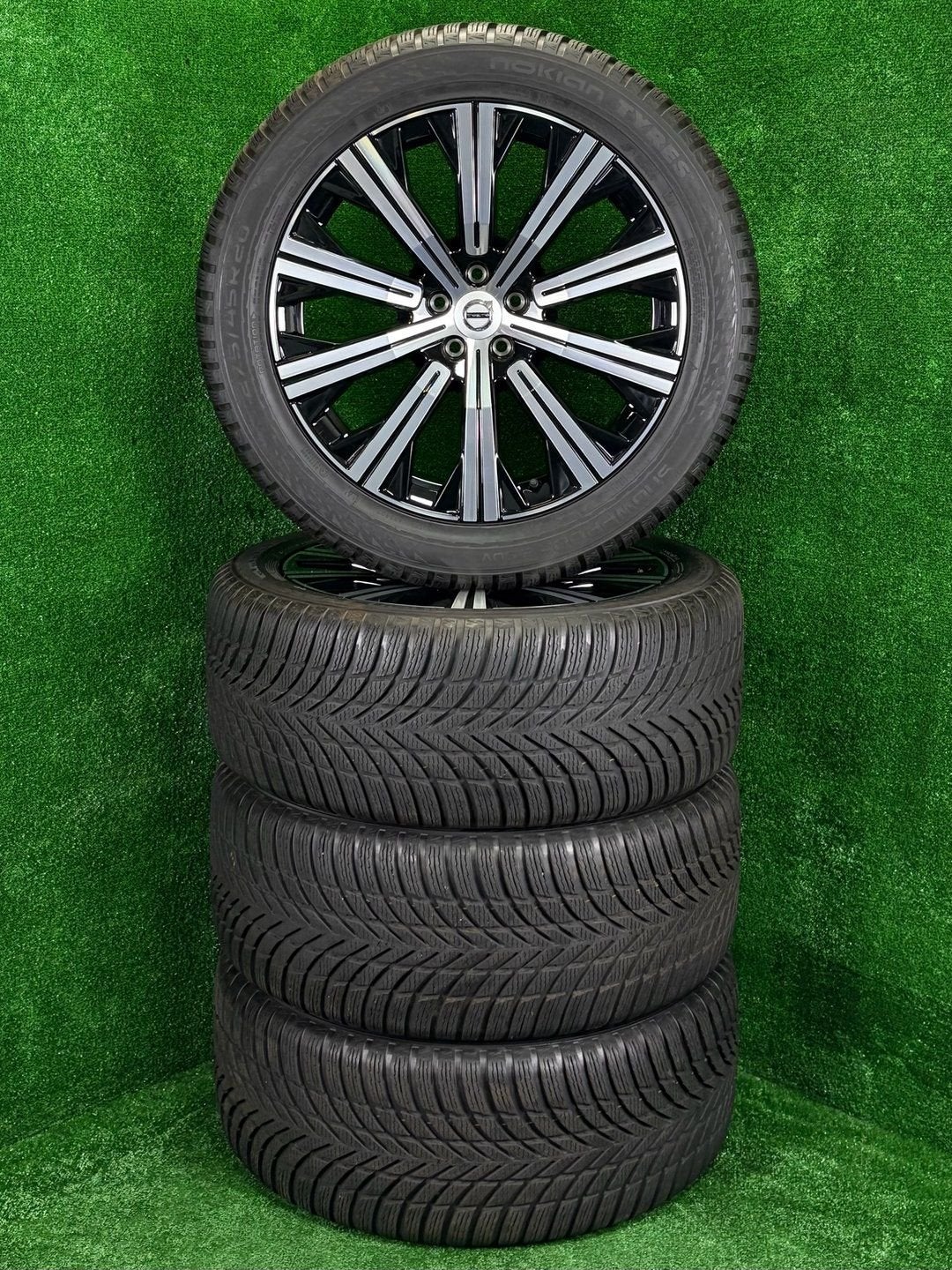 Originele 20 inch Volvo R-Design velgen winterbanden XC90, Gebruikt, -, 275 mm, -