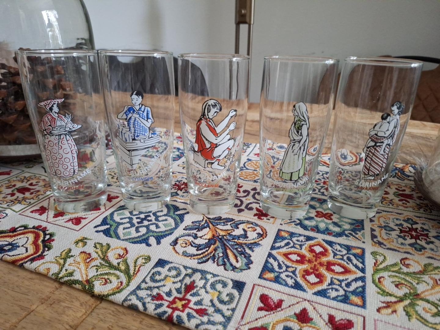 Vintage souvenirglazen Suriname - set van 5, Verzamelen, Ophalen of Verzenden, Gebruikt