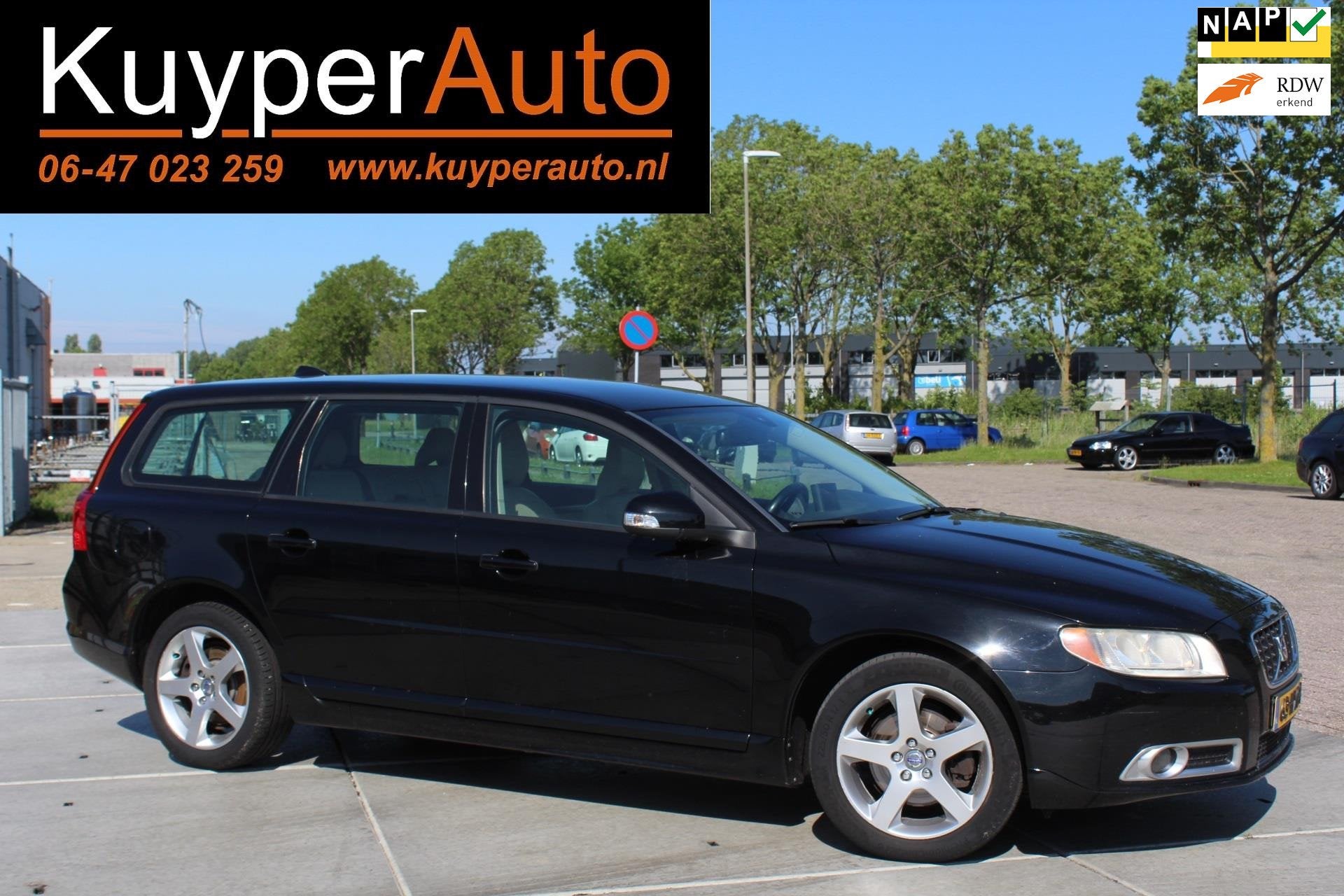 Volvo V70 2.0D Momentum navi leder lm volledig onderhouden, Auto's, Voorwielaandrijving, 136 pk, Gebruikt, 4 cilinders