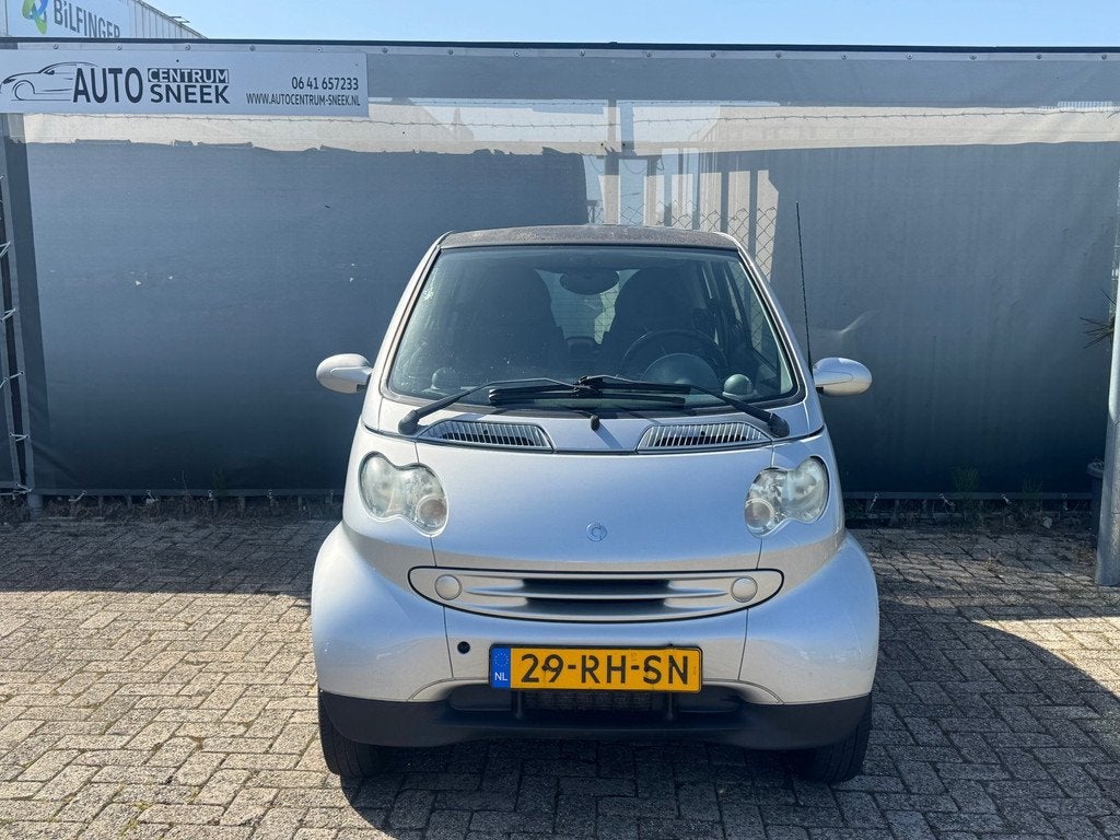 Smart Fortwo coupé 0.7 passion - Airco - APK 02-27, Gebruikt, Zwart, 18 €/maand, 61 pk