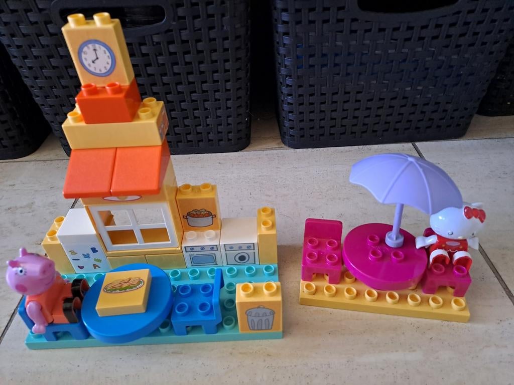 Duplo Unico Peppa Pig en Hello Kitty speelset, Ophalen of Verzenden, Gebruikt, Jongen of Meisje