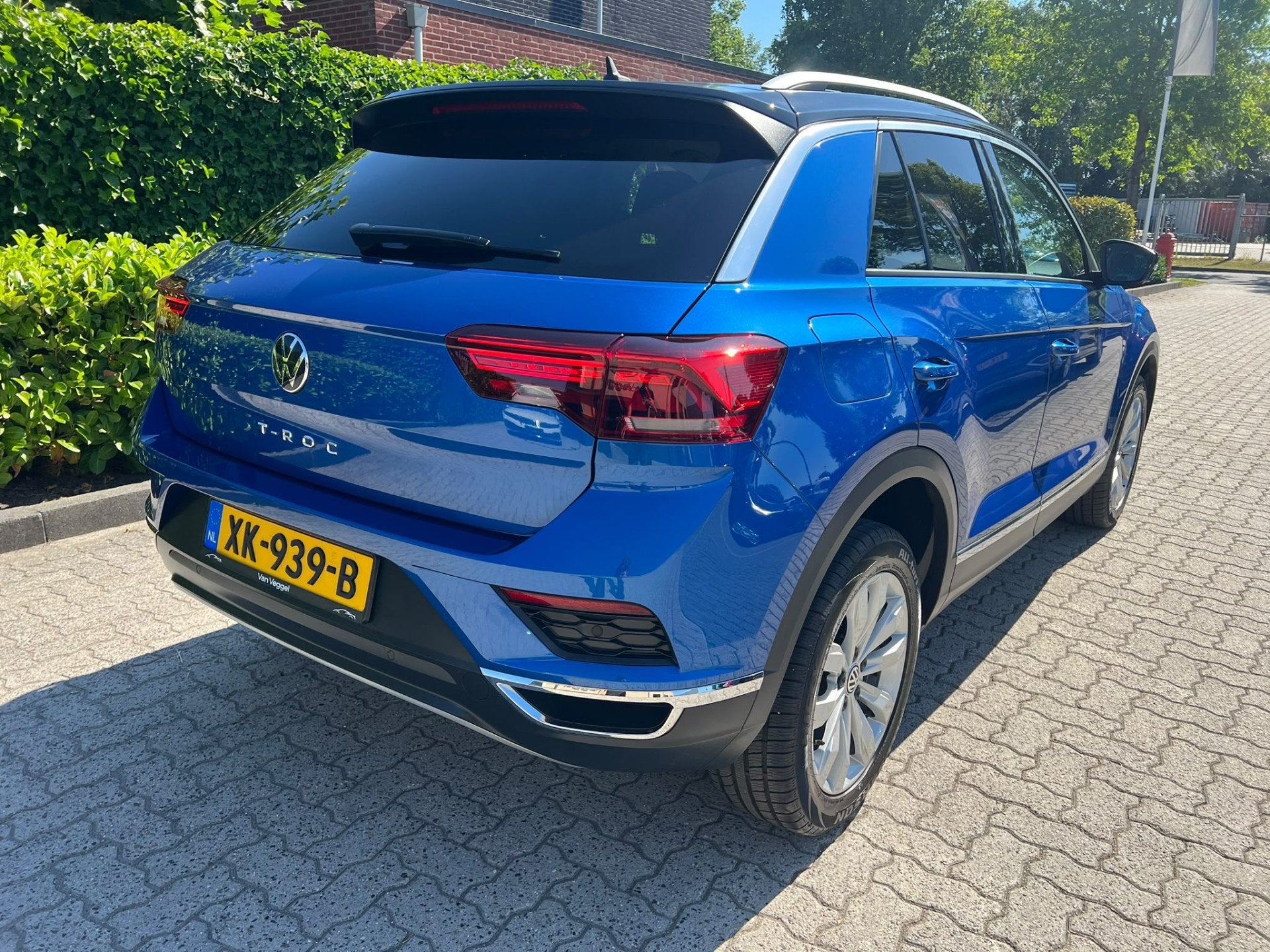 Volkswagen T-Roc 1.5 TSI Sport pano, virtual cockpit, cruise, 4 cilinders, 150 pk, Blauw, Leder en Stof