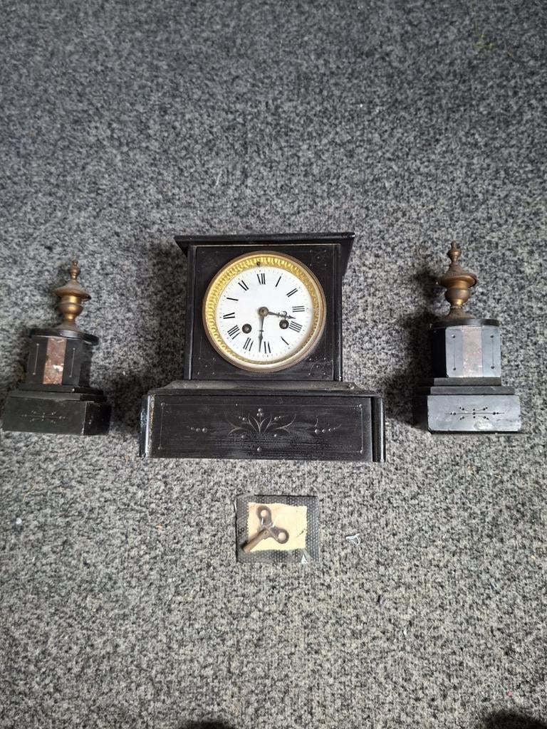 Frans Mantel klokstel met 2 zuilen opknapper of decoratie, Ophalen of Verzenden