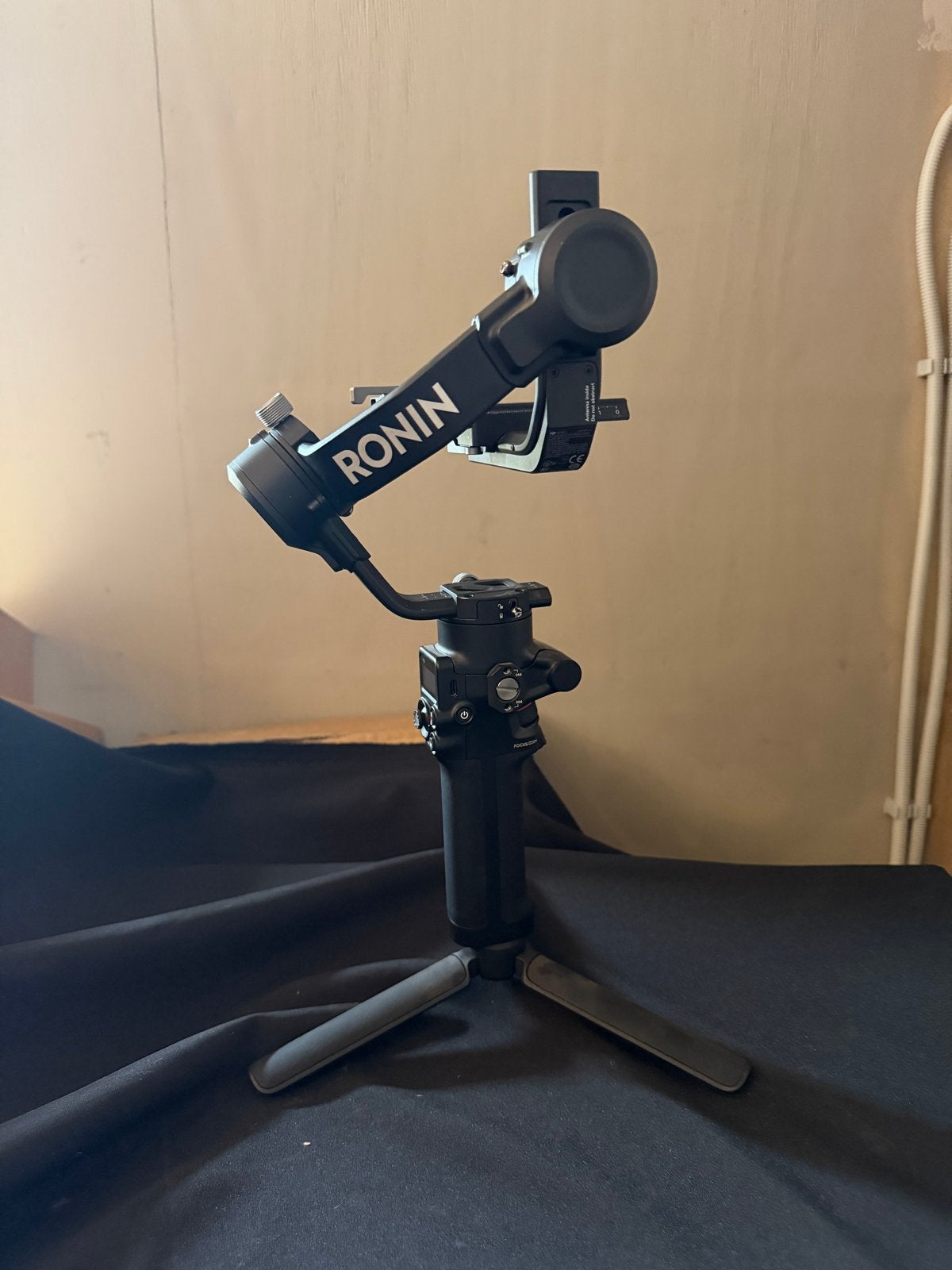 DJI Ronin-SC2 Gimbal Stabilisator - Zo goed als nieuw, 125 cm of minder, Ophalen of Verzenden, Zo goed als nieuw, 3-assige stabilisatie