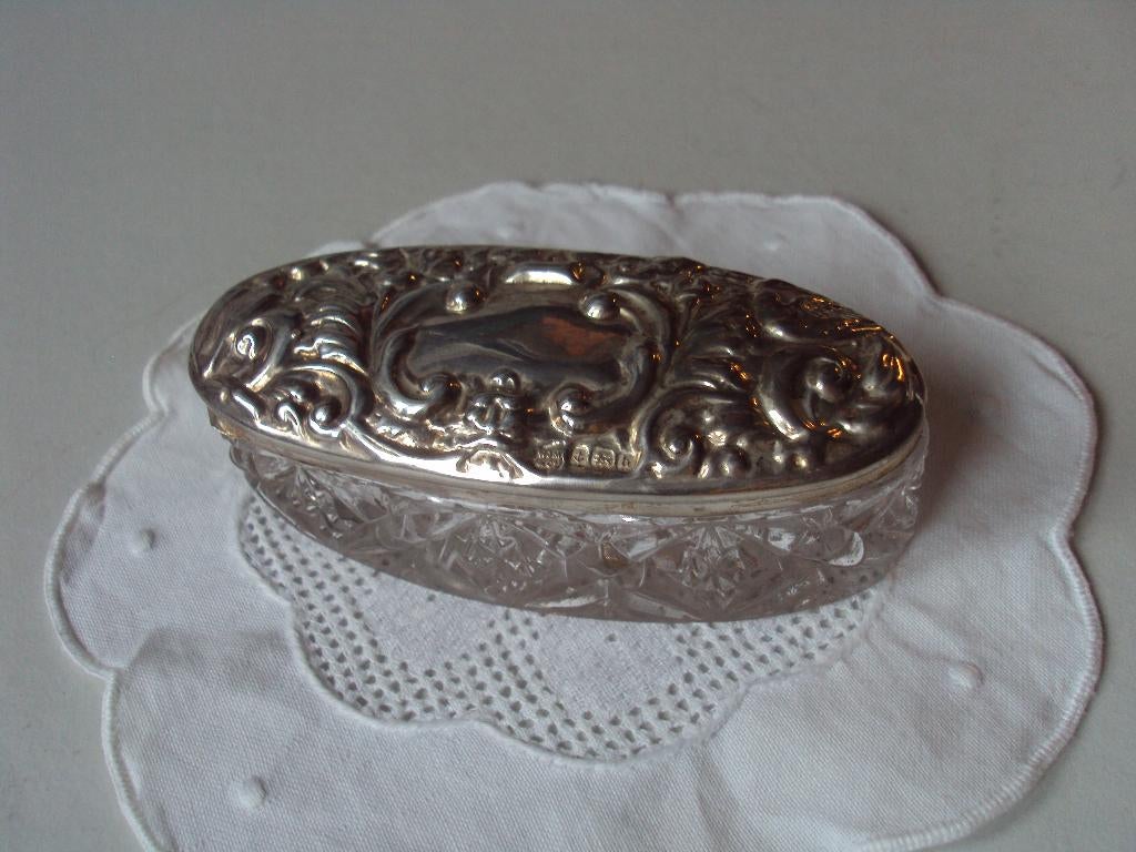 Kristallen bakje met zilveren deksel, Antiek en Kunst, Verzenden, Zilver
