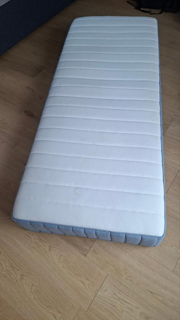 Heb je een hemnes bedbank gekocht!, Huis en Inrichting, Slaapkamer | Bedden, Eenpersoons, Wit, Ophalen of Verzenden, Zo goed als nieuw