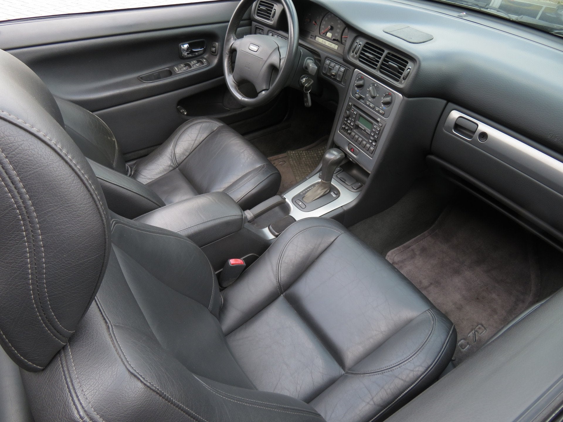 Volvo C70 Convertible 2.0 T Prestige Automaat Nieuwstaat Air, foto 3