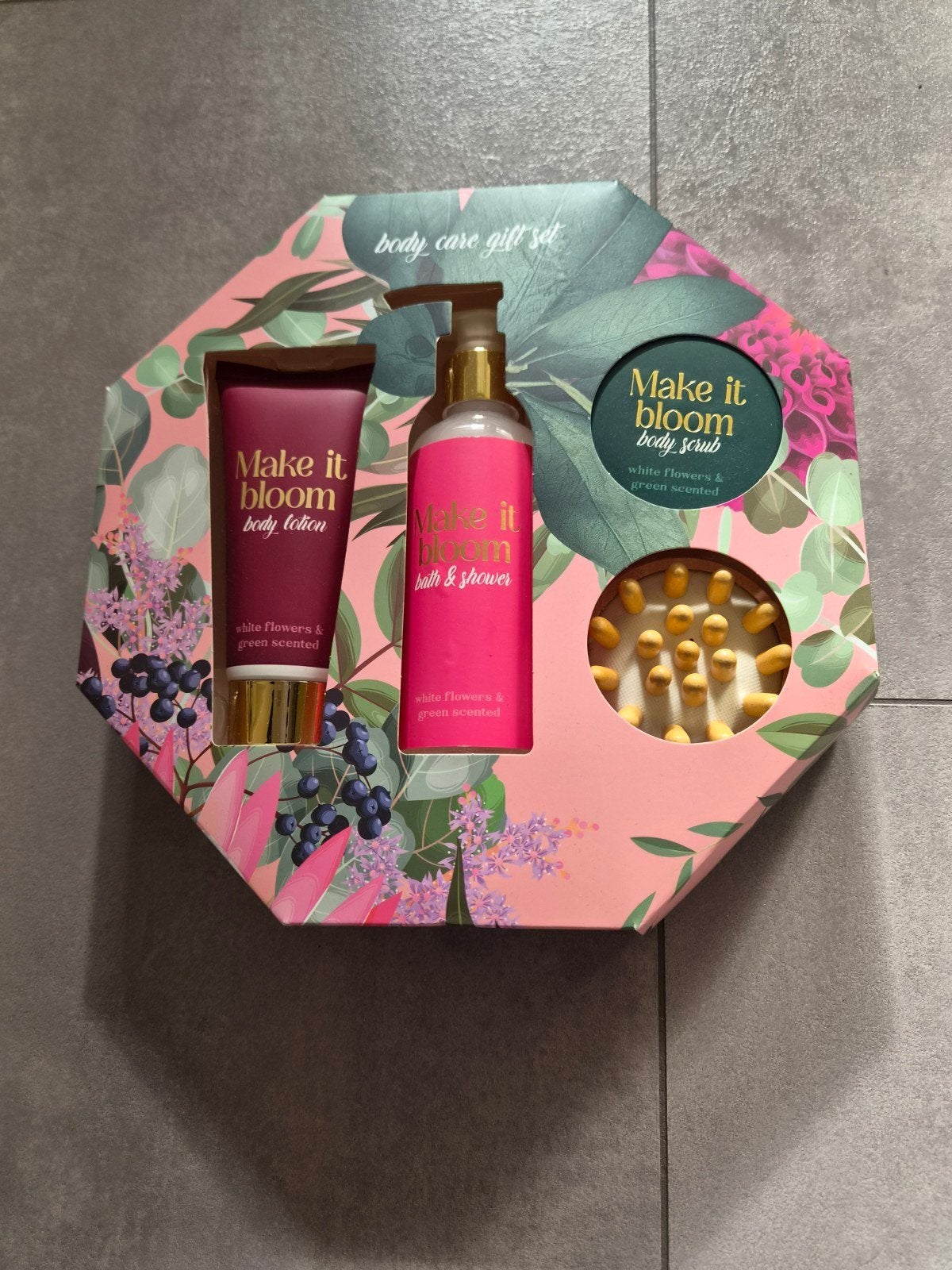 Body care gift set, Ophalen of Verzenden, Nieuw, Bad & Douche
