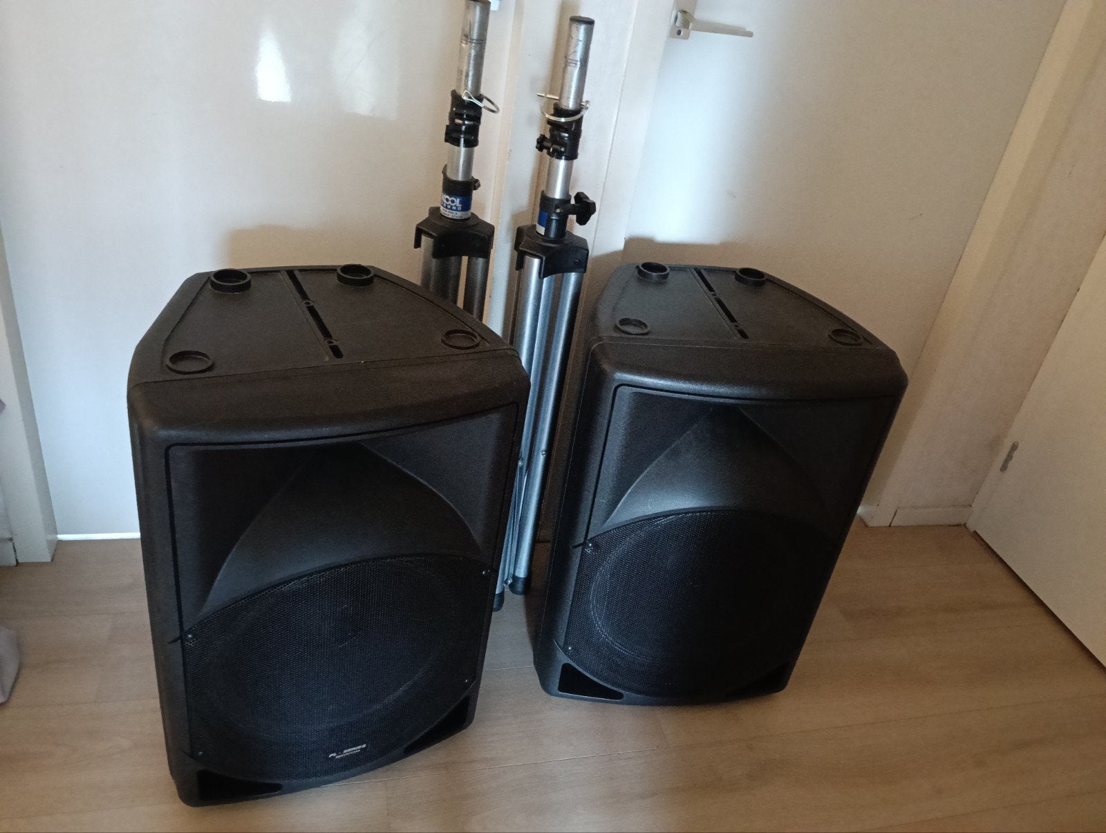 JB SYSTEMS PL-15 Speakerset met standaarden, Audio, Tv en Foto, Gebruikt, Inclusief standaarden, Speakerset, Ophalen
