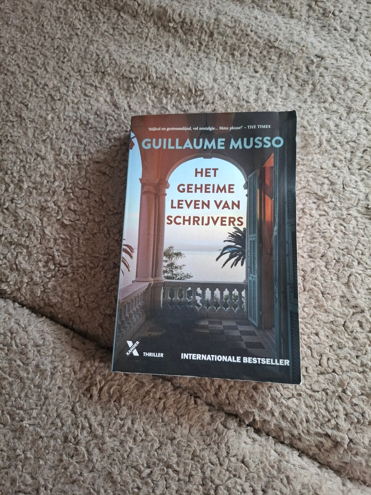 Guillaume Musso - Het geheime leven van schrijvers, Boeken, Thrillers, Zo goed als nieuw, Ophalen of Verzenden