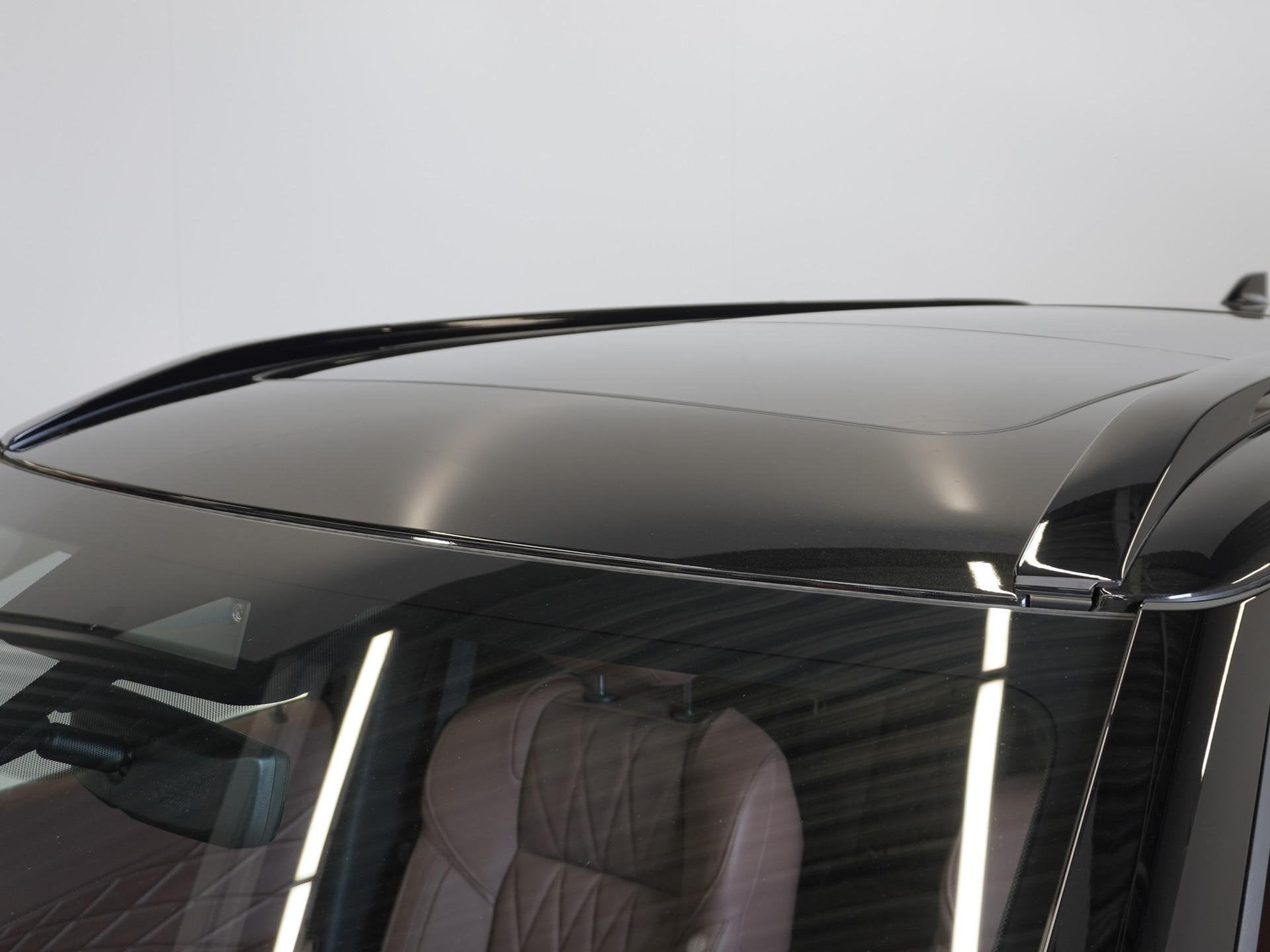 Mitsubishi Outlander 2.4 PHEV Instyle+ Black Edition | Actie, Auto's, 136 pk, Outlander, 4 cilinders, Zwart
