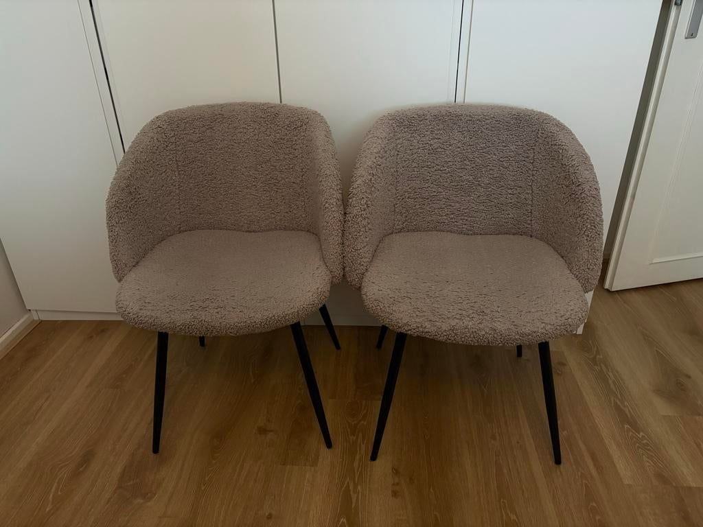 Søstrene Grene stoeltjes taupe teddystof bouclé, Ophalen, Gebruikt, Twee, Overige kleuren