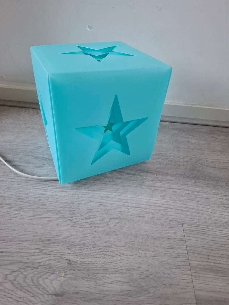Nachtlampje Sterren - Blauw/Groen Kubus Design, Huis en Inrichting, Ophalen, Kunststof, Gebruikt, Minder dan 50 cm